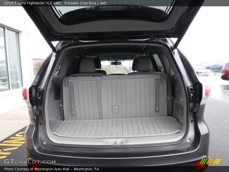 Predawn Gray Mica / Ash 2016 Toyota Highlander XLE AWD