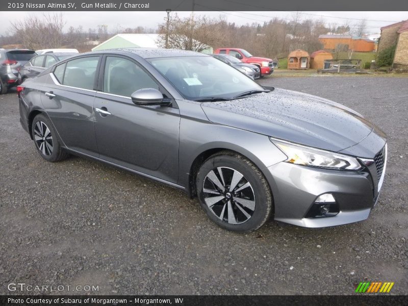 Front 3/4 View of 2019 Altima SV