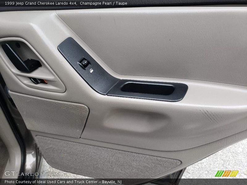 Champagne Pearl / Taupe 1999 Jeep Grand Cherokee Laredo 4x4