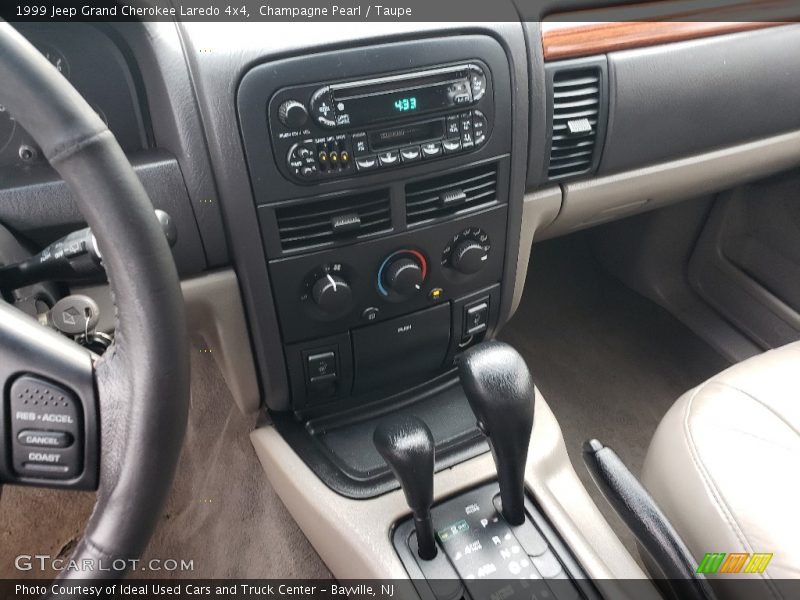 Champagne Pearl / Taupe 1999 Jeep Grand Cherokee Laredo 4x4