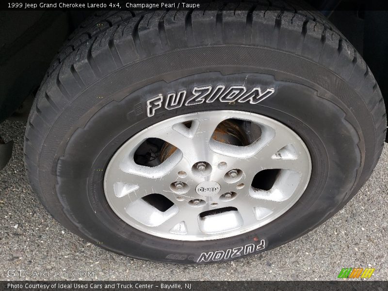 Champagne Pearl / Taupe 1999 Jeep Grand Cherokee Laredo 4x4