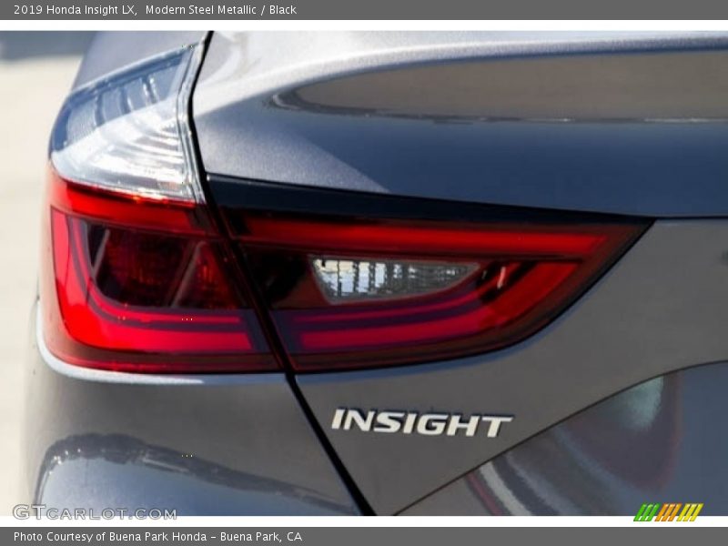 Modern Steel Metallic / Black 2019 Honda Insight LX