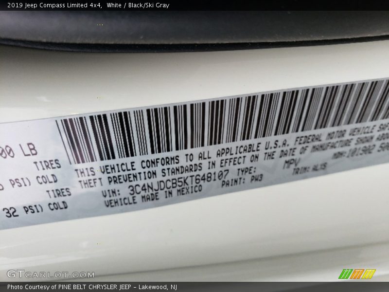 White / Black/Ski Gray 2019 Jeep Compass Limited 4x4