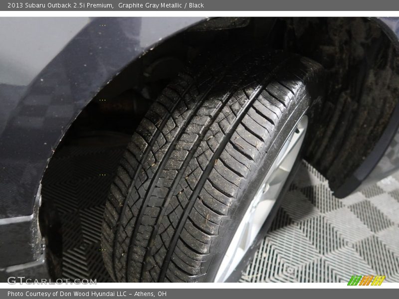 Graphite Gray Metallic / Black 2013 Subaru Outback 2.5i Premium