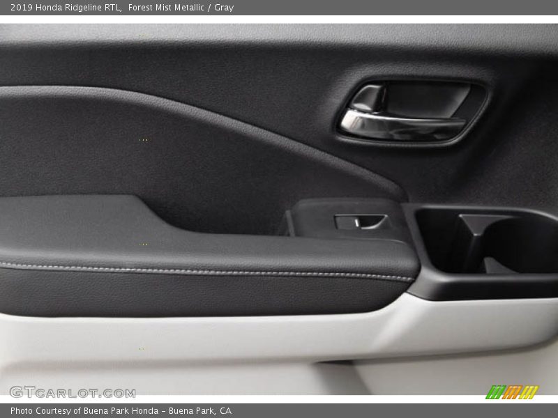 Door Panel of 2019 Ridgeline RTL