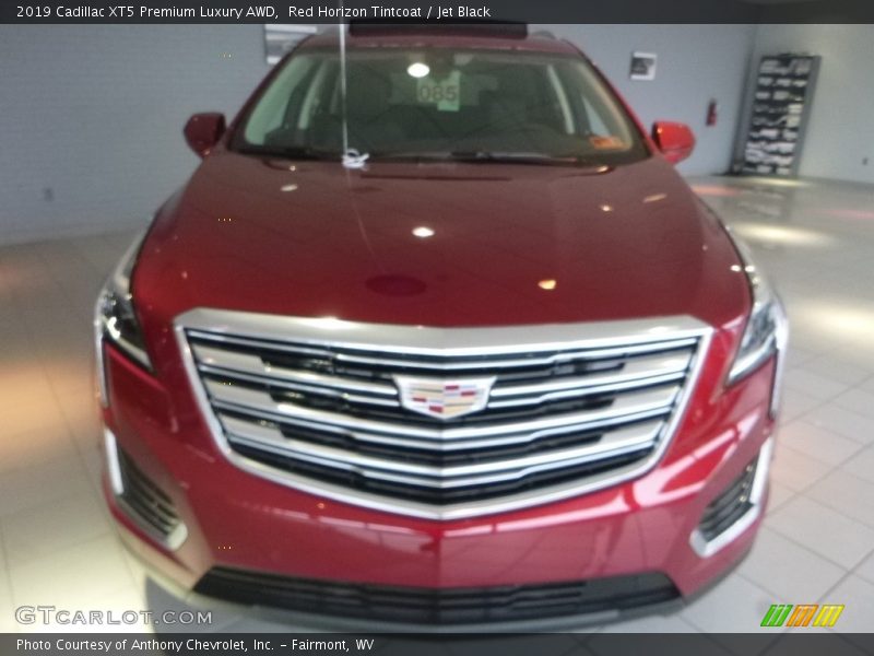 Red Horizon Tintcoat / Jet Black 2019 Cadillac XT5 Premium Luxury AWD