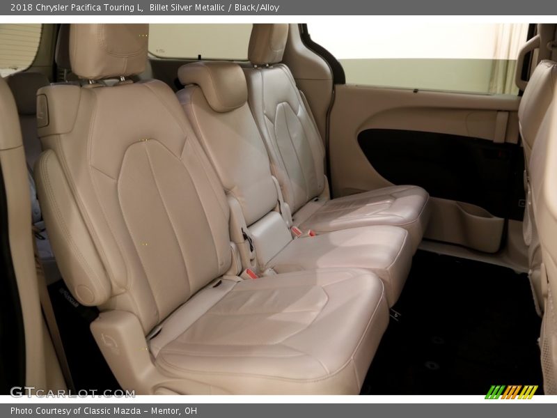 Billet Silver Metallic / Black/Alloy 2018 Chrysler Pacifica Touring L