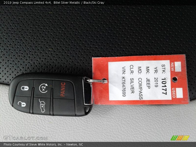 Billet Silver Metallic / Black/Ski Gray 2019 Jeep Compass Limited 4x4
