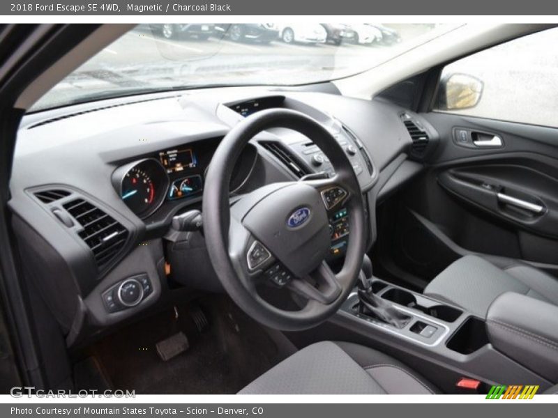 Magnetic / Charcoal Black 2018 Ford Escape SE 4WD