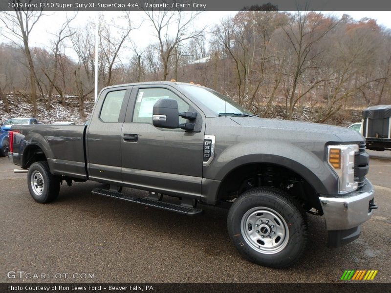 Magnetic / Earth Gray 2019 Ford F350 Super Duty XL SuperCab 4x4