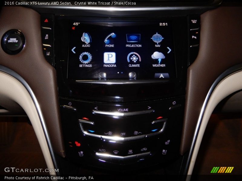Crystal White Tricoat / Shale/Cocoa 2016 Cadillac XTS Luxury AWD Sedan