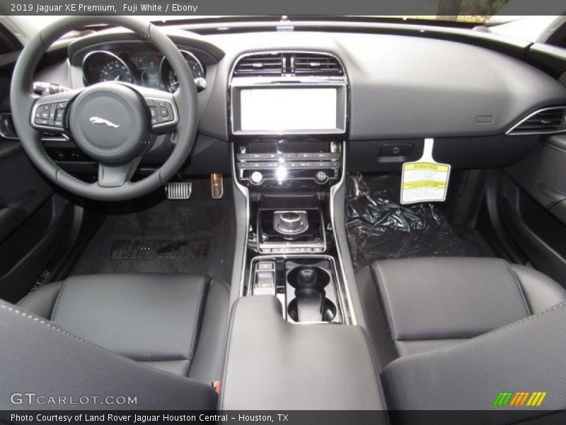 Dashboard of 2019 XE Premium
