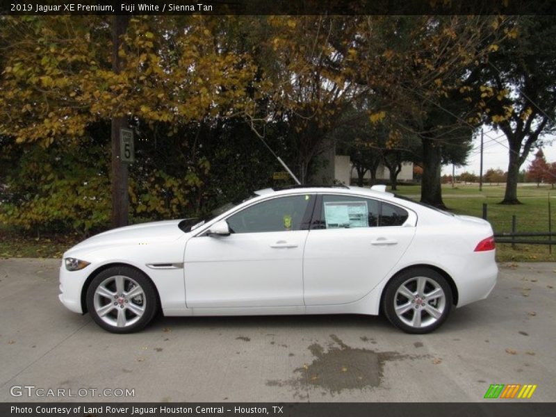  2019 XE Premium Fuji White