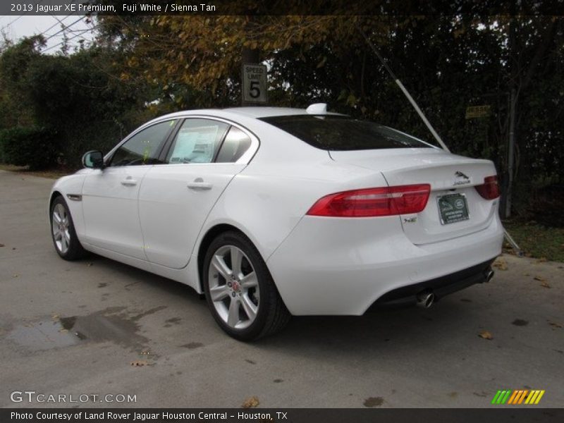 Fuji White / Sienna Tan 2019 Jaguar XE Premium