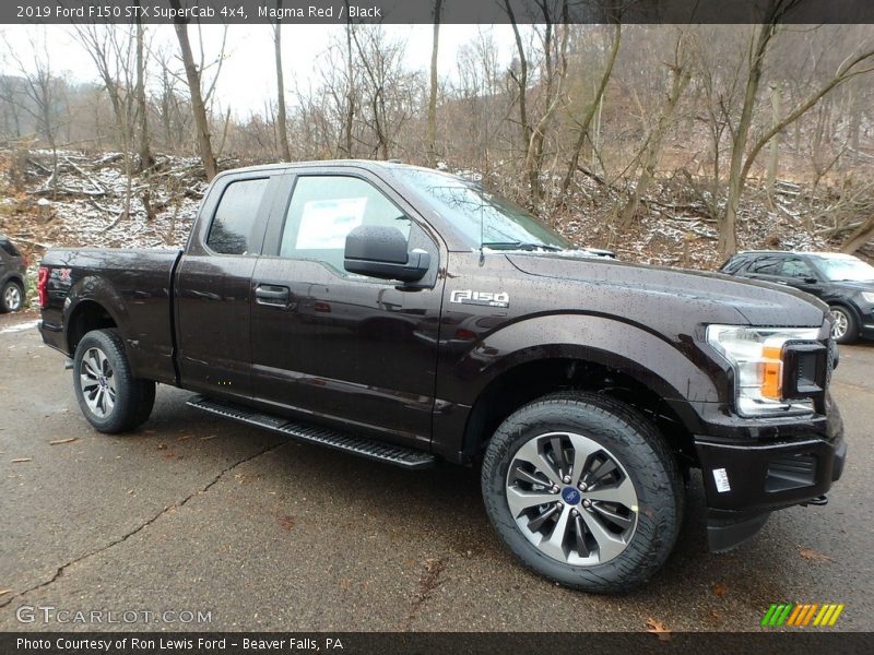 Front 3/4 View of 2019 F150 STX SuperCab 4x4