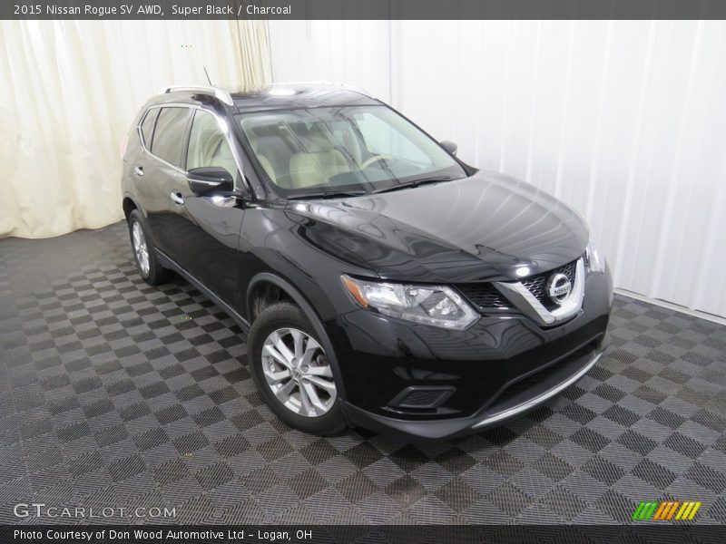 Super Black / Charcoal 2015 Nissan Rogue SV AWD