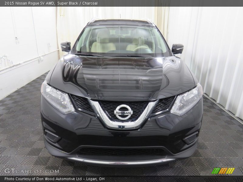 Super Black / Charcoal 2015 Nissan Rogue SV AWD