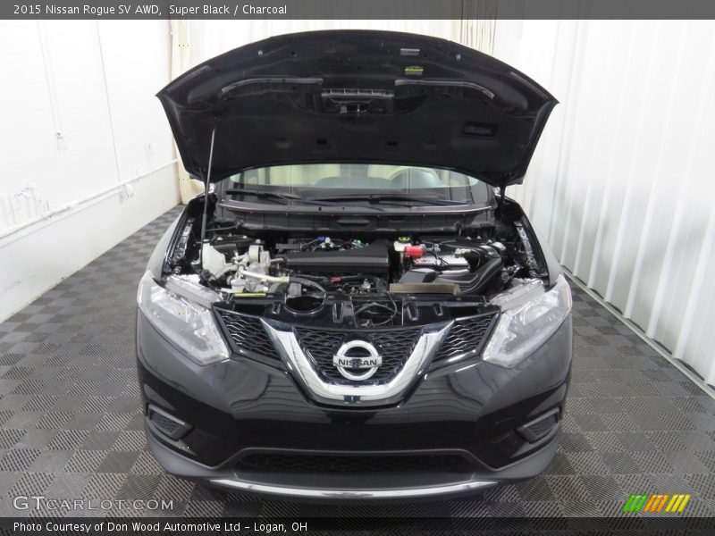 Super Black / Charcoal 2015 Nissan Rogue SV AWD