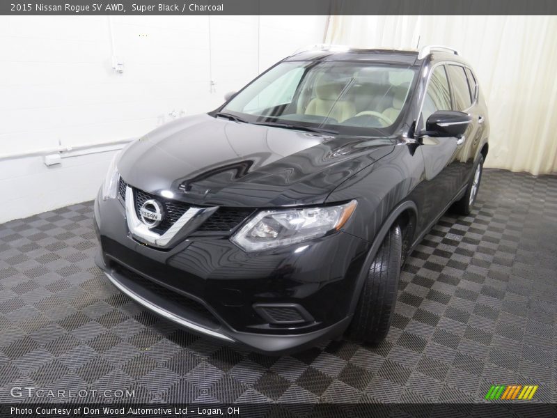 Super Black / Charcoal 2015 Nissan Rogue SV AWD