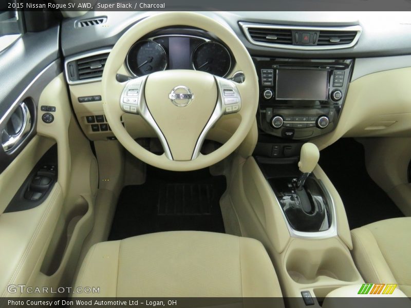 Super Black / Charcoal 2015 Nissan Rogue SV AWD