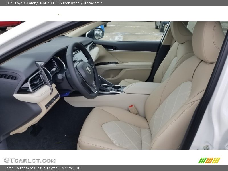  2019 Camry Hybrid XLE Macadamia Interior