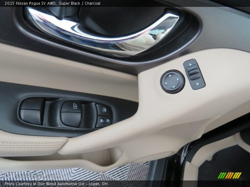 Super Black / Charcoal 2015 Nissan Rogue SV AWD