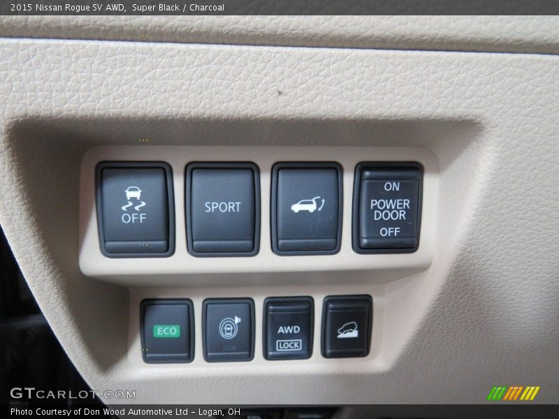 Super Black / Charcoal 2015 Nissan Rogue SV AWD