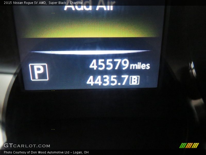 Super Black / Charcoal 2015 Nissan Rogue SV AWD