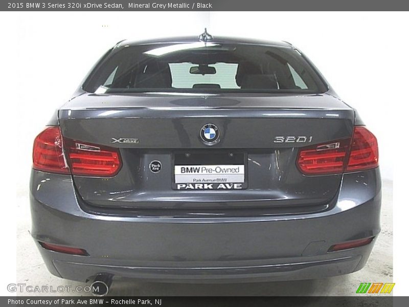 Mineral Grey Metallic / Black 2015 BMW 3 Series 320i xDrive Sedan