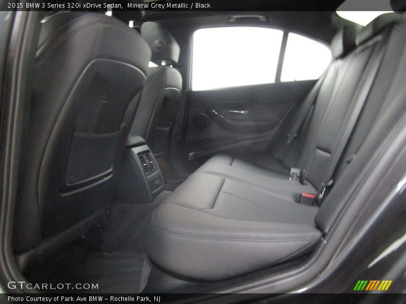 Mineral Grey Metallic / Black 2015 BMW 3 Series 320i xDrive Sedan