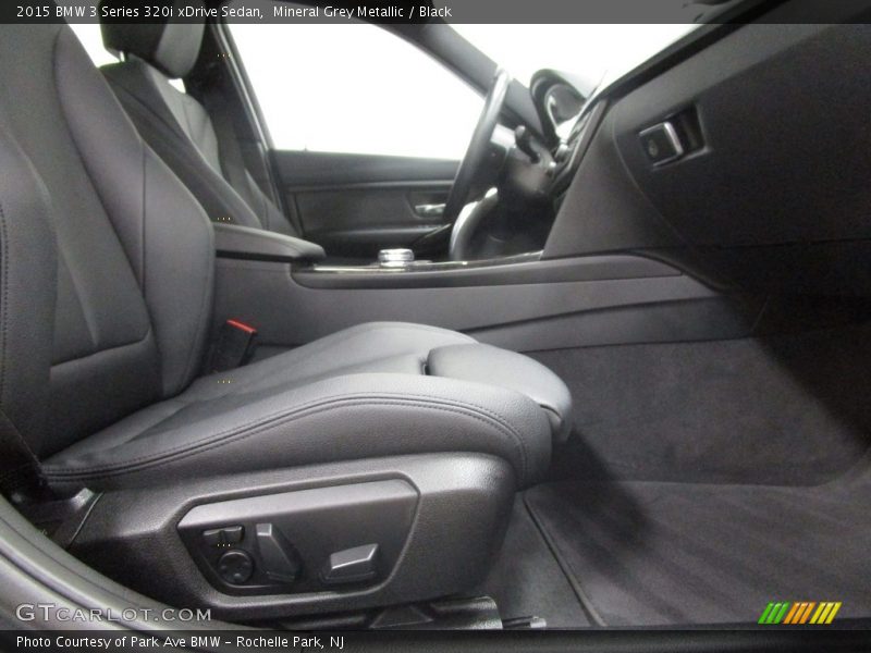 Mineral Grey Metallic / Black 2015 BMW 3 Series 320i xDrive Sedan