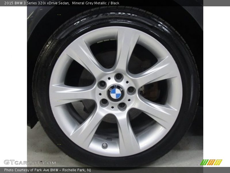 Mineral Grey Metallic / Black 2015 BMW 3 Series 320i xDrive Sedan