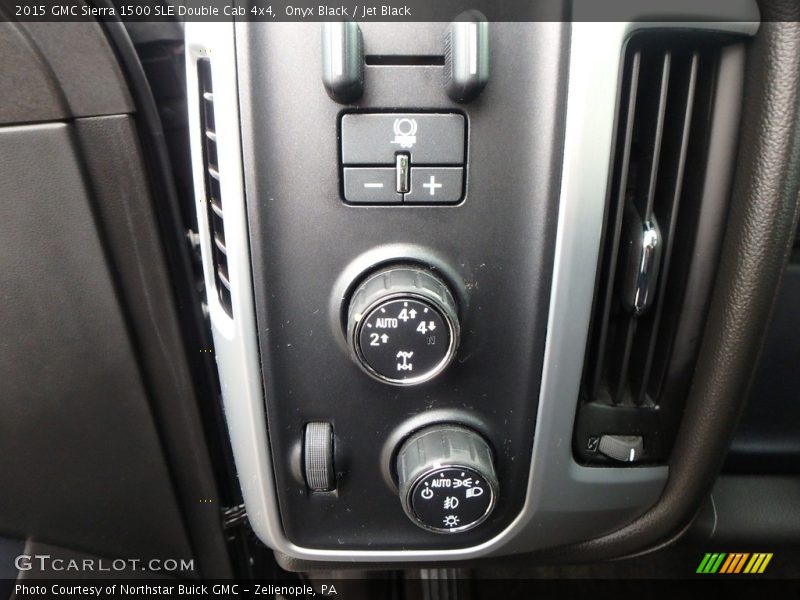 Onyx Black / Jet Black 2015 GMC Sierra 1500 SLE Double Cab 4x4