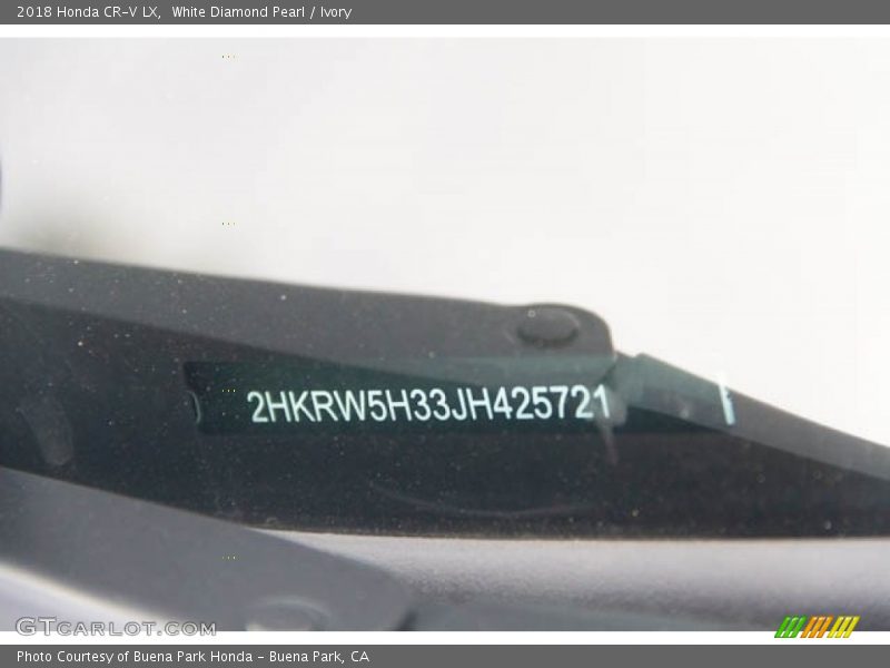 White Diamond Pearl / Ivory 2018 Honda CR-V LX