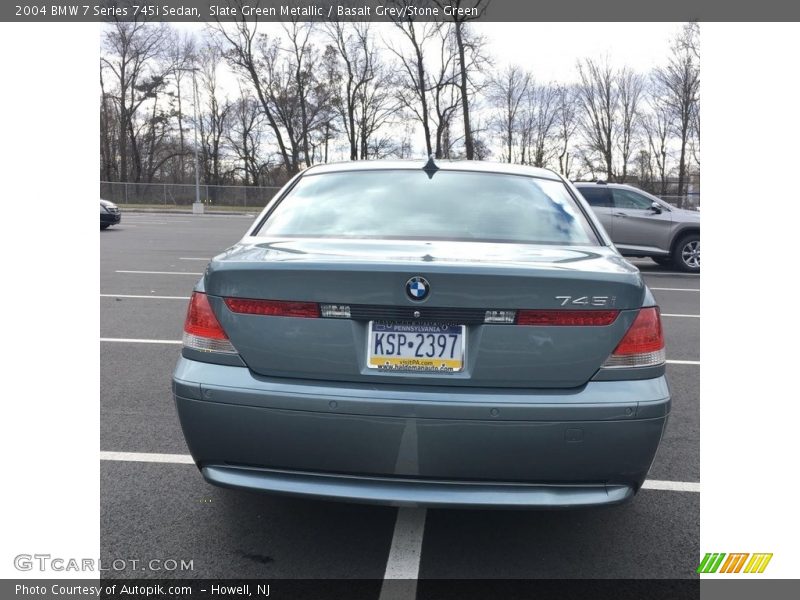 Slate Green Metallic / Basalt Grey/Stone Green 2004 BMW 7 Series 745i Sedan