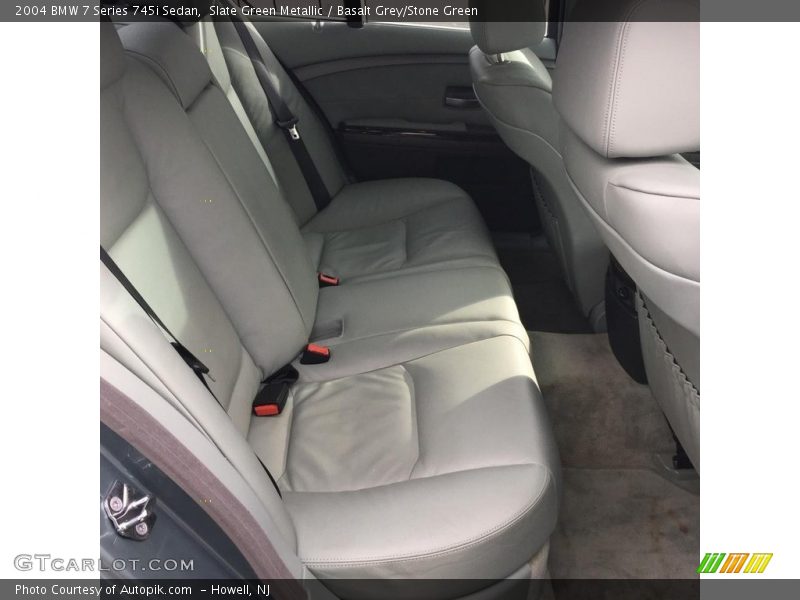 Slate Green Metallic / Basalt Grey/Stone Green 2004 BMW 7 Series 745i Sedan