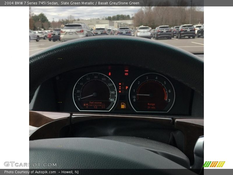 Slate Green Metallic / Basalt Grey/Stone Green 2004 BMW 7 Series 745i Sedan