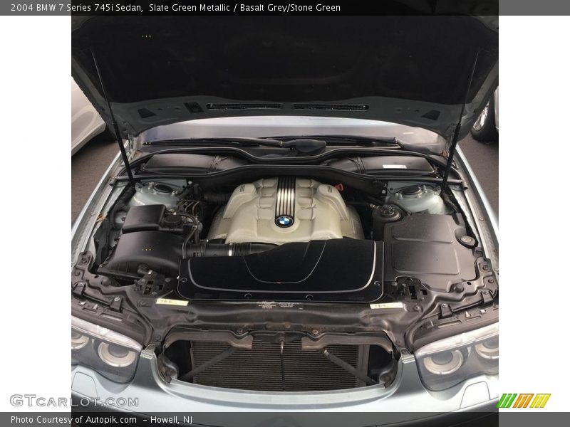 Slate Green Metallic / Basalt Grey/Stone Green 2004 BMW 7 Series 745i Sedan