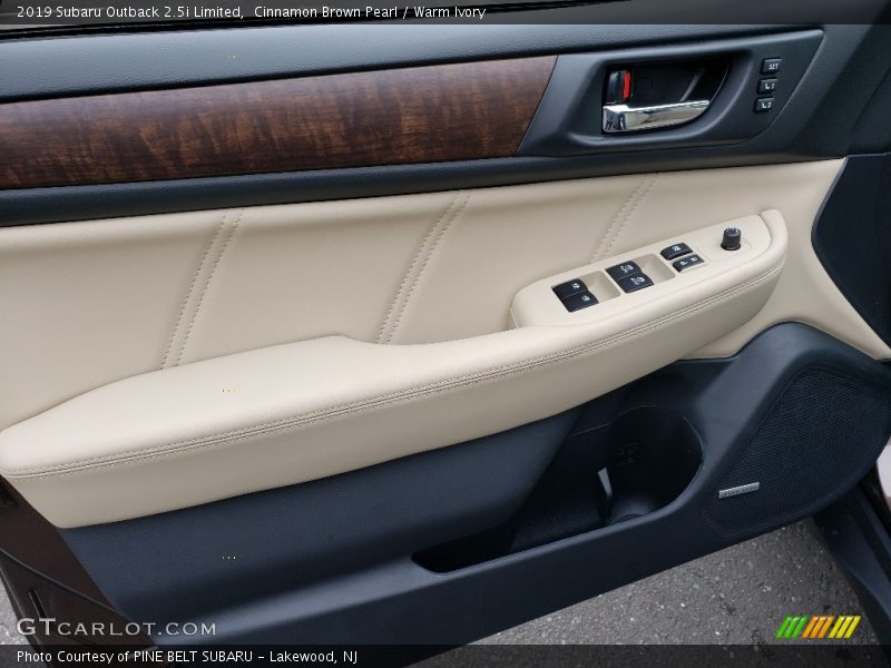 Cinnamon Brown Pearl / Warm Ivory 2019 Subaru Outback 2.5i Limited