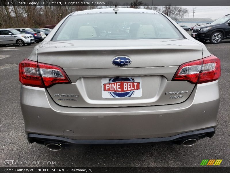 Tungsten Metallic / Ivory 2019 Subaru Legacy 3.6R Limited