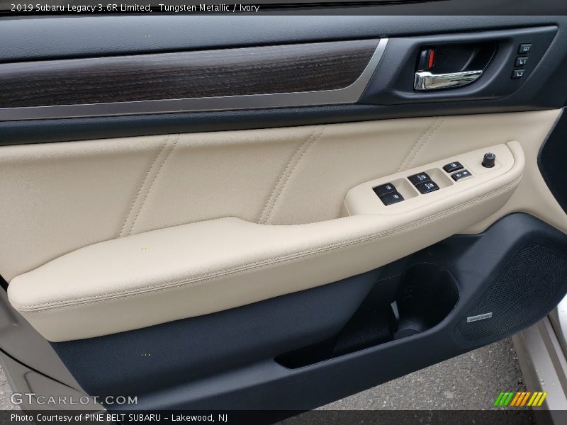 Door Panel of 2019 Legacy 3.6R Limited