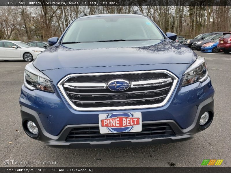 Abyss Blue Pearl / Slate Black 2019 Subaru Outback 2.5i Premium