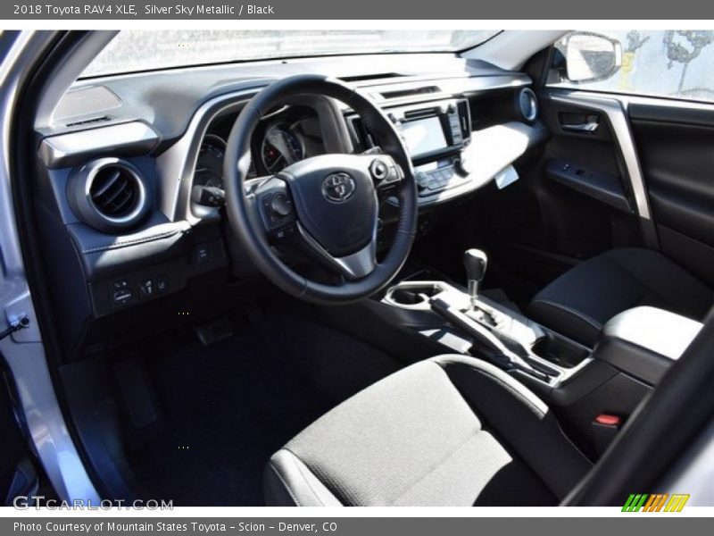 Silver Sky Metallic / Black 2018 Toyota RAV4 XLE