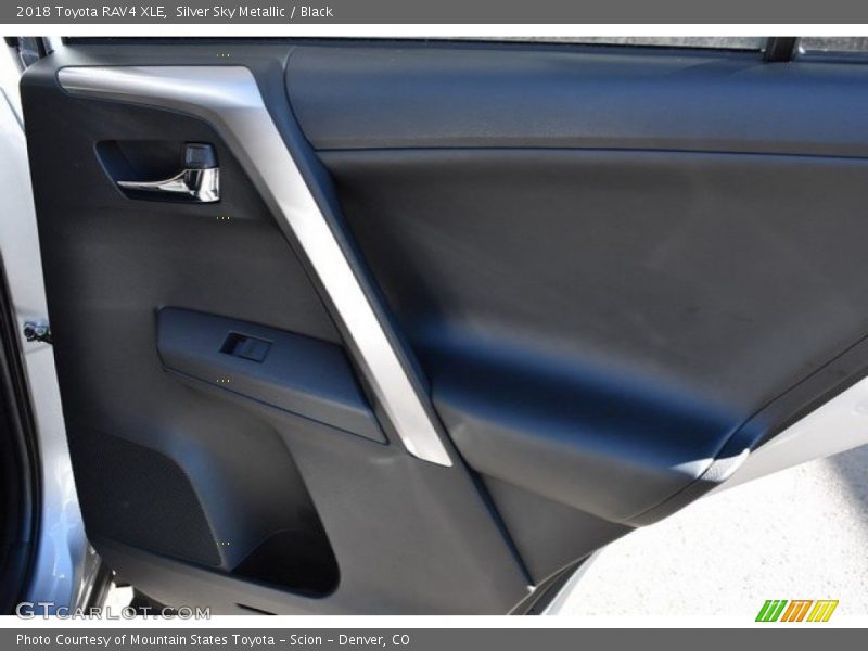 Silver Sky Metallic / Black 2018 Toyota RAV4 XLE