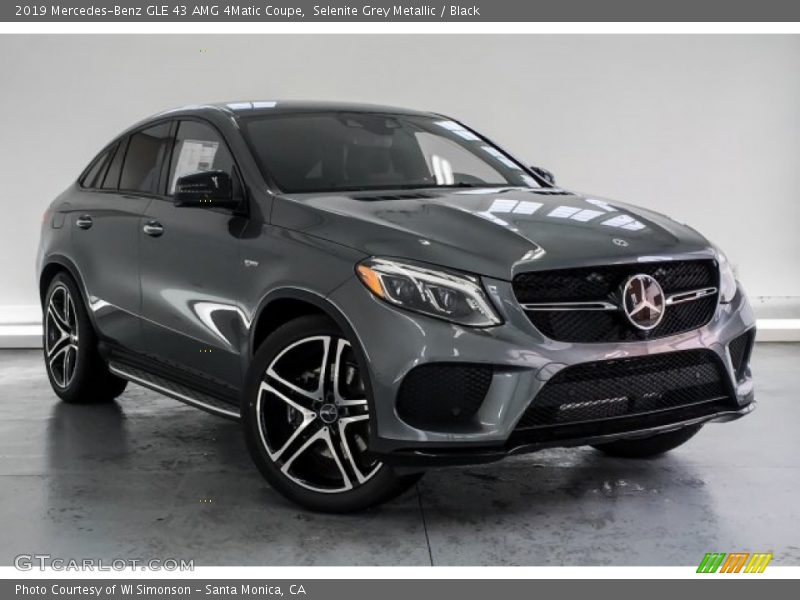 Front 3/4 View of 2019 GLE 43 AMG 4Matic Coupe