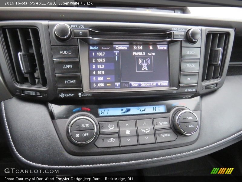Super White / Black 2016 Toyota RAV4 XLE AWD