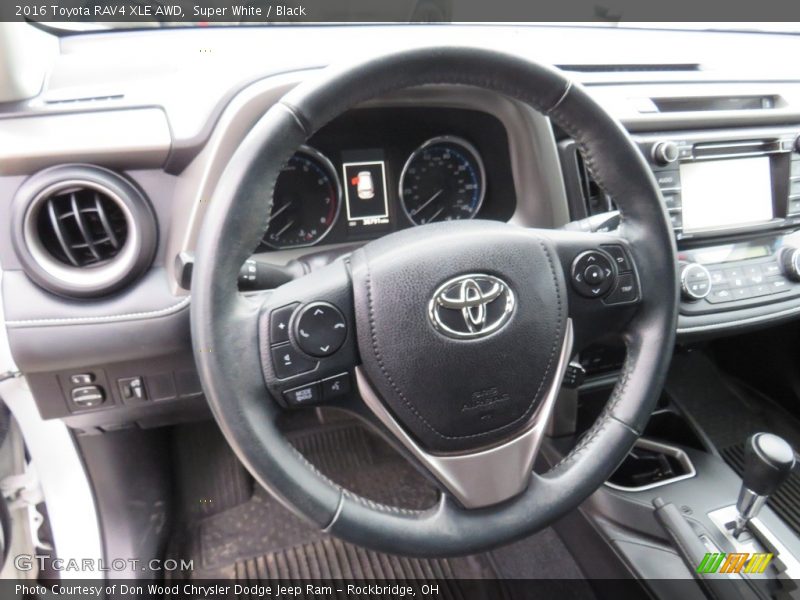 Super White / Black 2016 Toyota RAV4 XLE AWD