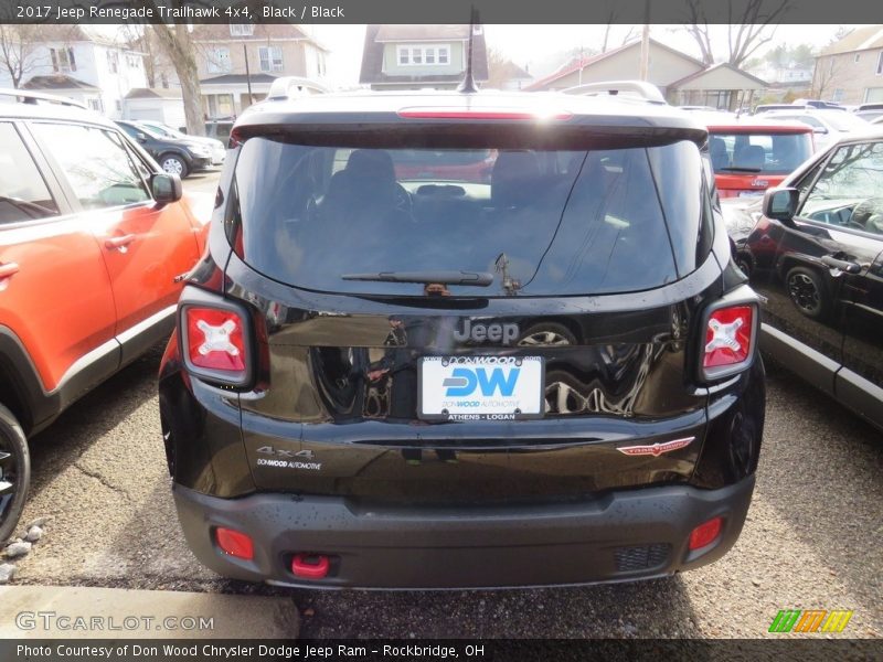 Black / Black 2017 Jeep Renegade Trailhawk 4x4