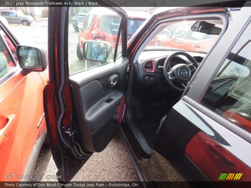 Black / Black 2017 Jeep Renegade Trailhawk 4x4