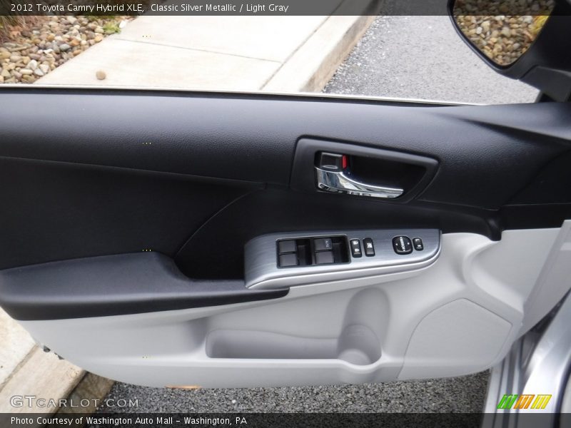Classic Silver Metallic / Light Gray 2012 Toyota Camry Hybrid XLE